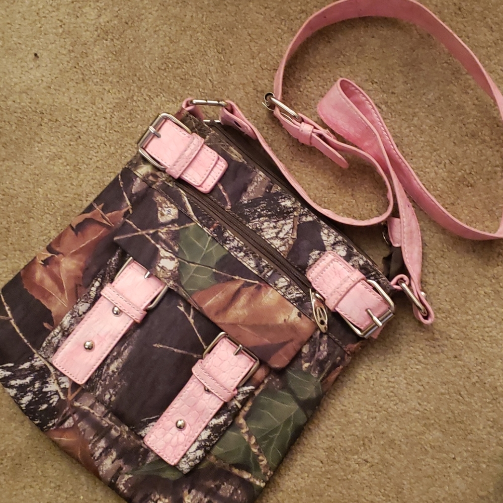 Cross body camo purse